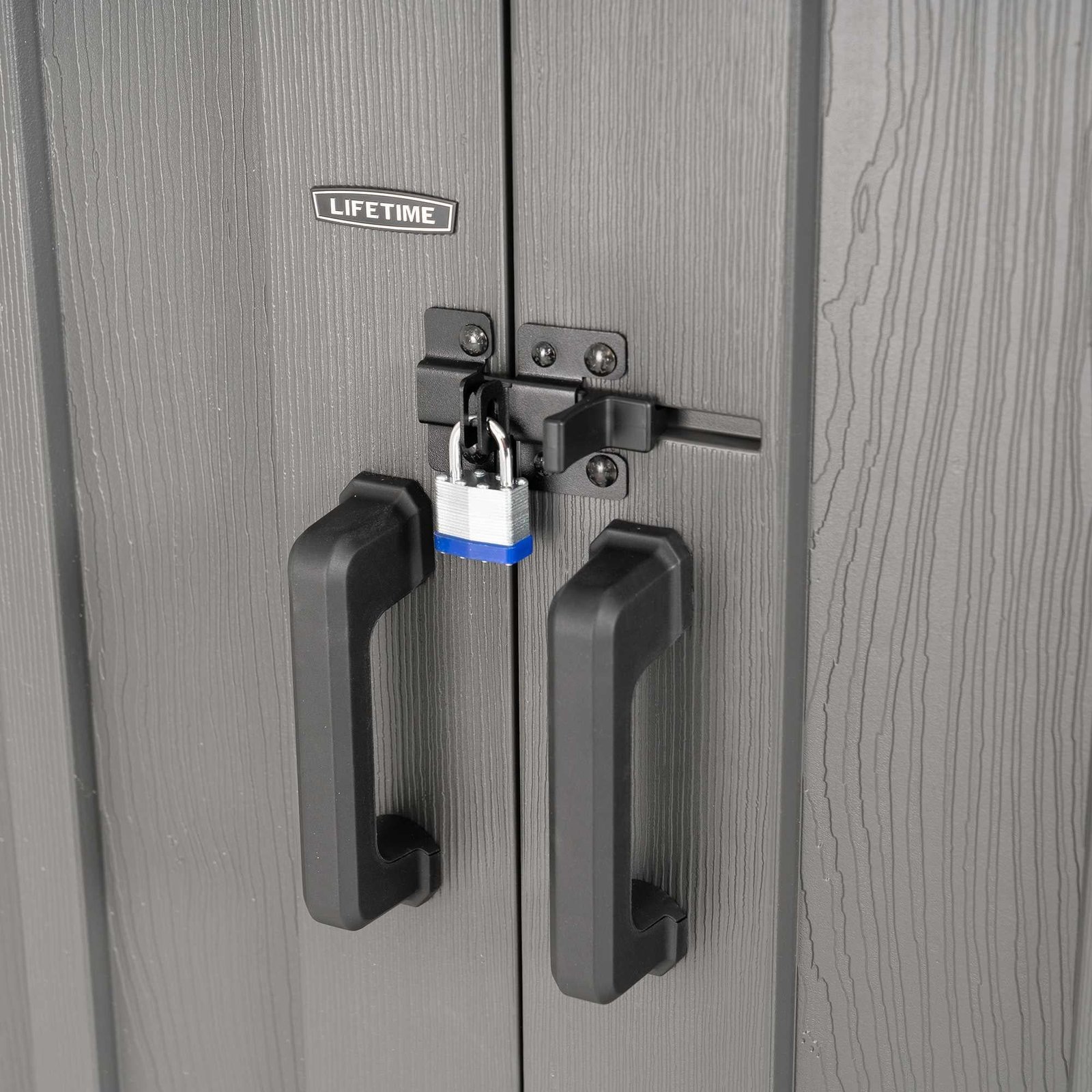 Lockable double door hasp with padlock